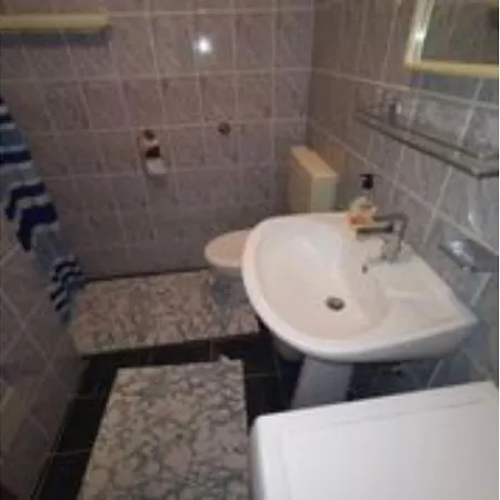 Apartment Nevenka 3 Pax Crikvenica